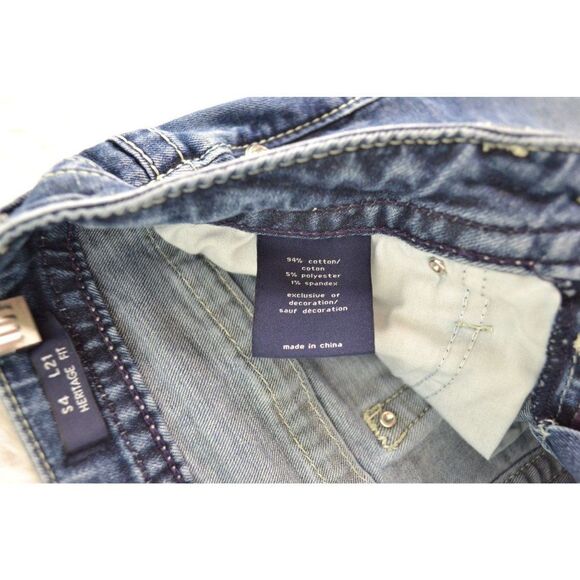 Vigoss Heritage Fit Women's 4 Medium Wash Distressed Denim Stretch Capris - Picture 8 of 16